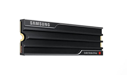 Samsung 9100 PRO | 4000 GB | SSD form factor M.2 2280 | Solid-state drive interface PCIe 5.0×4 | Read speed 14800 MB/s | Write speed 13400 MB/s